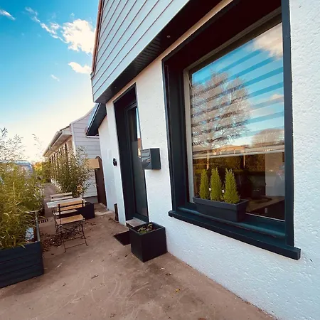 Premium, A 50m Du D'ardres Avec Terrasse Ardres